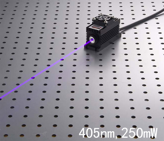 单模 TEM00 405nm 50~250mW 蓝紫色激光 带TEC温度稳定系统 - 点击图像关闭